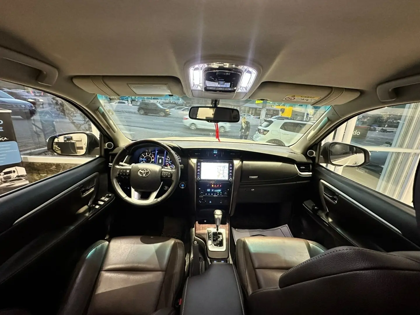 galeria HILUX SW4