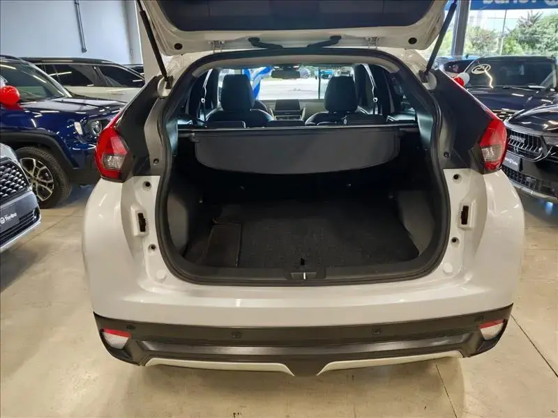 galeria ECLIPSE CROSS