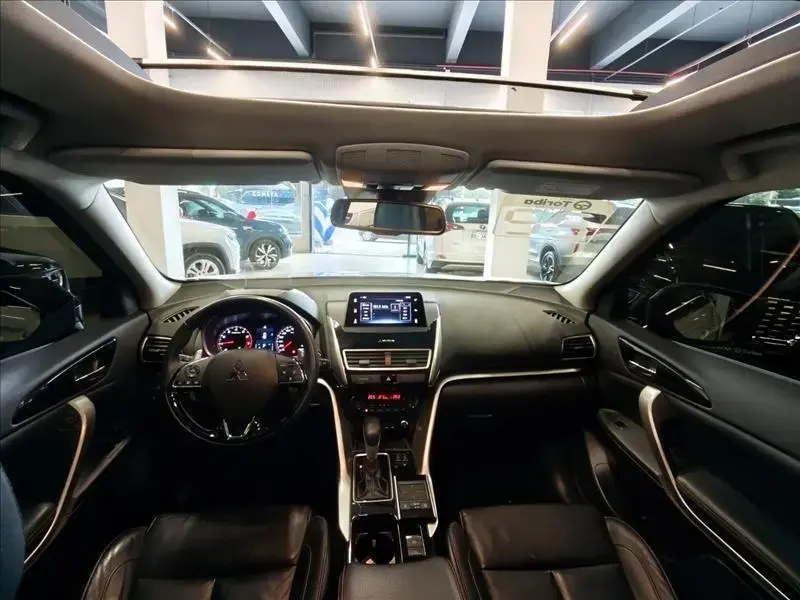 galeria ECLIPSE CROSS