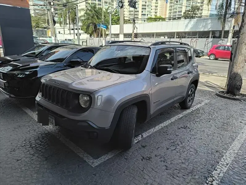 galeria RENEGADE
