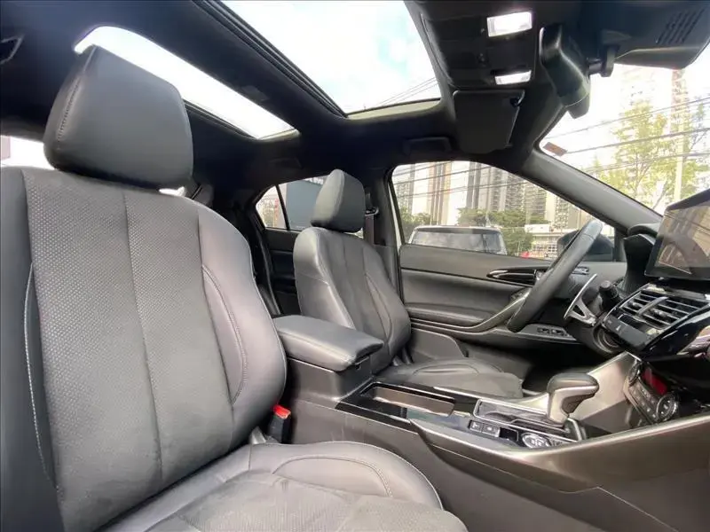 galeria ECLIPSE CROSS