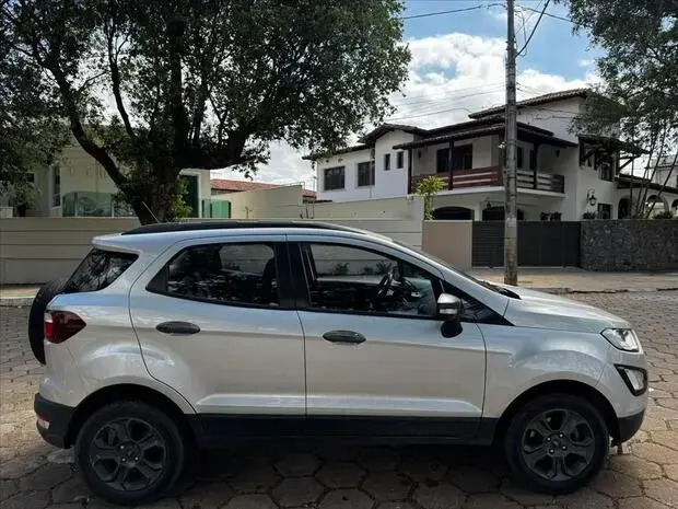 Ford ECOSPORT 1.5 TI-VCT FLEX FREESTYLE AUTOMÁTICO