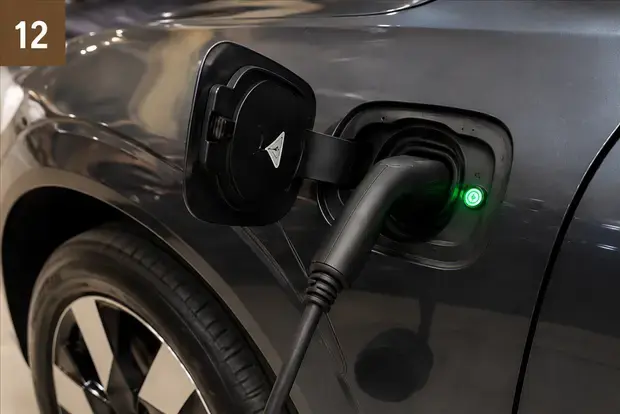 Volvo XC60 2.0 T8 RECHARGE ULTIMATE AWD GEARTRONIC