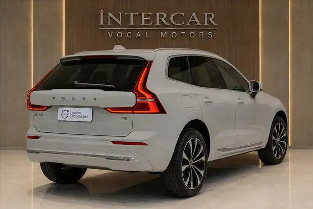 Volvo XC60 2.0 T8 PHEV ULTRA AWD GEARTRONIC