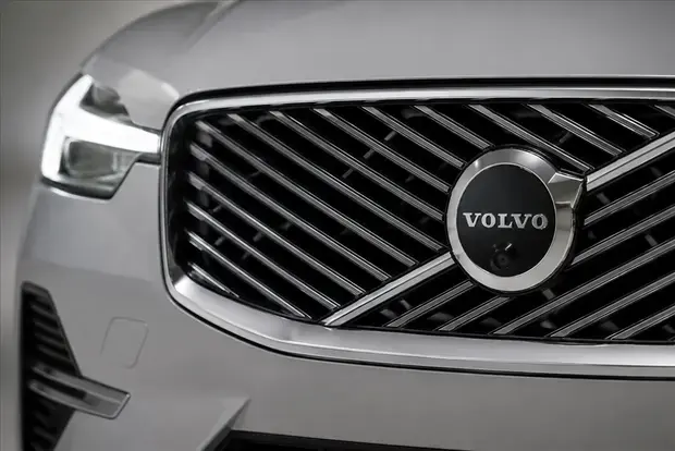 Volvo XC60 2.0 T8 PHEV ULTRA AWD GEARTRONIC