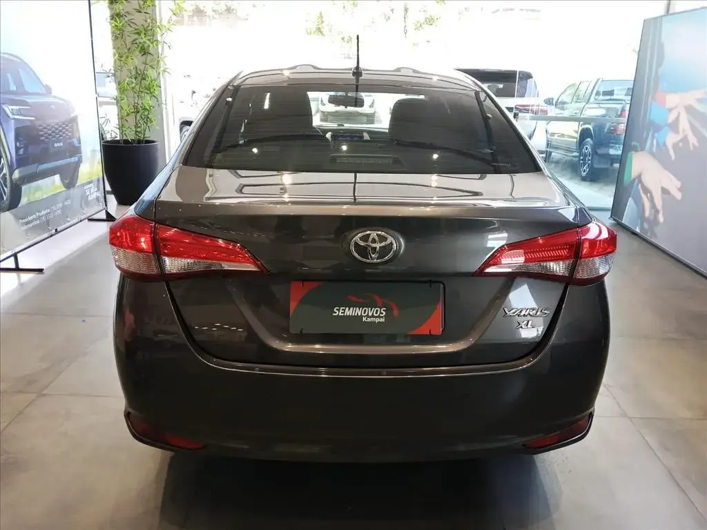 galeria YARIS
