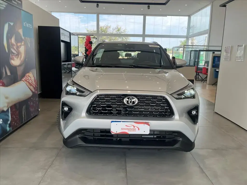 galeria YARIS CROSS