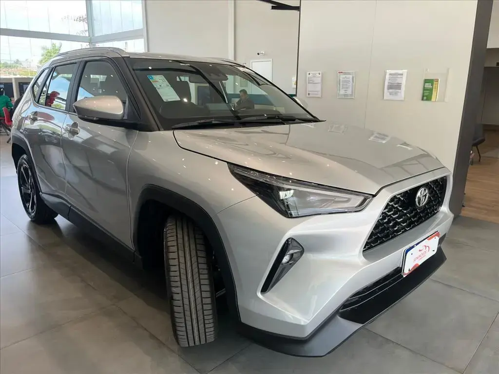 galeria YARIS CROSS