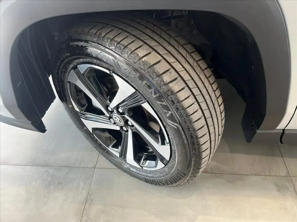 galeria YARIS CROSS