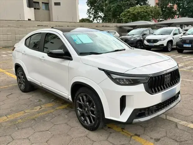 Fiat FASTBACK 1.0 TURBO 200 HYBRID IMPETUS CVT