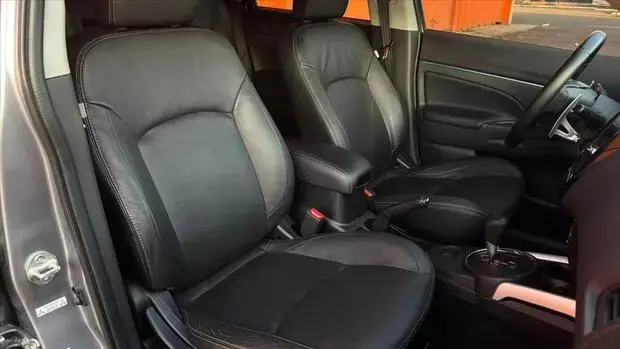 Mitsubishi OUTLANDER SPORT 2.0 MIVEC FLEX HPE AUTOMÁTICO