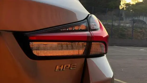 Mitsubishi OUTLANDER SPORT 2.0 MIVEC FLEX HPE AUTOMÁTICO