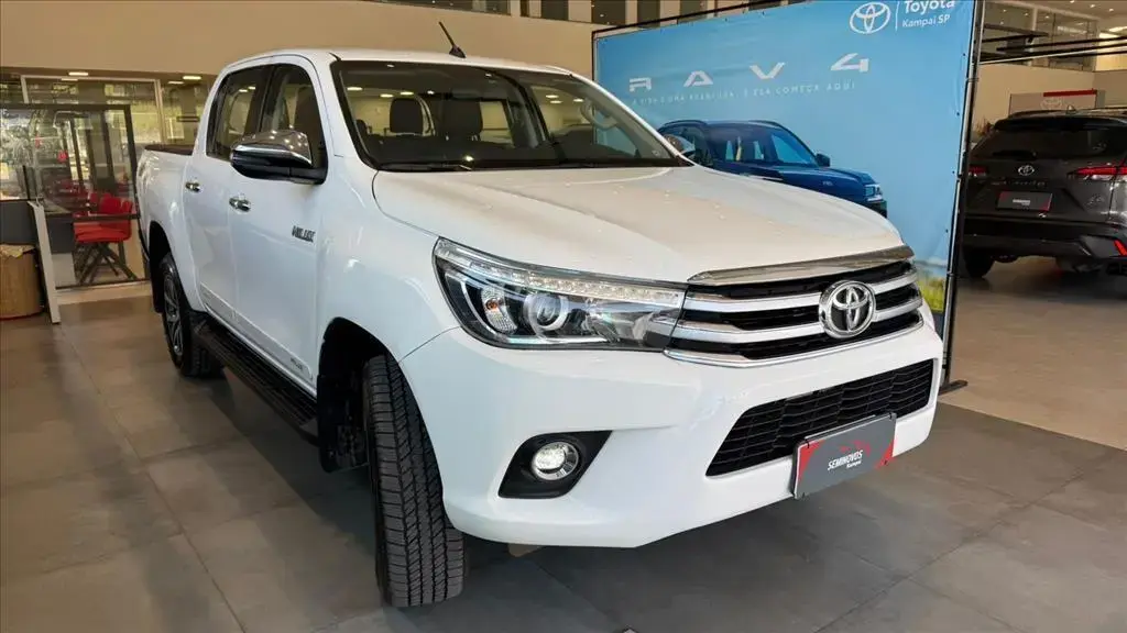 galeria HILUX