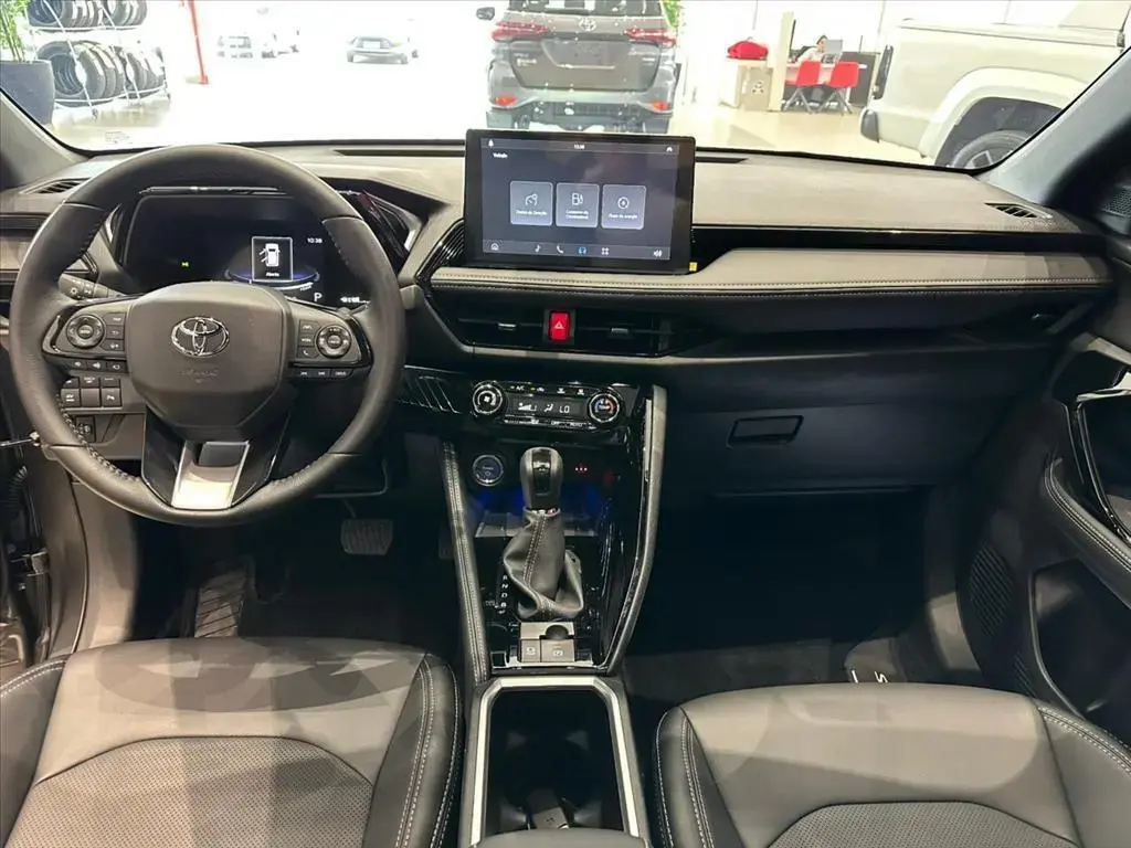 galeria YARIS CROSS