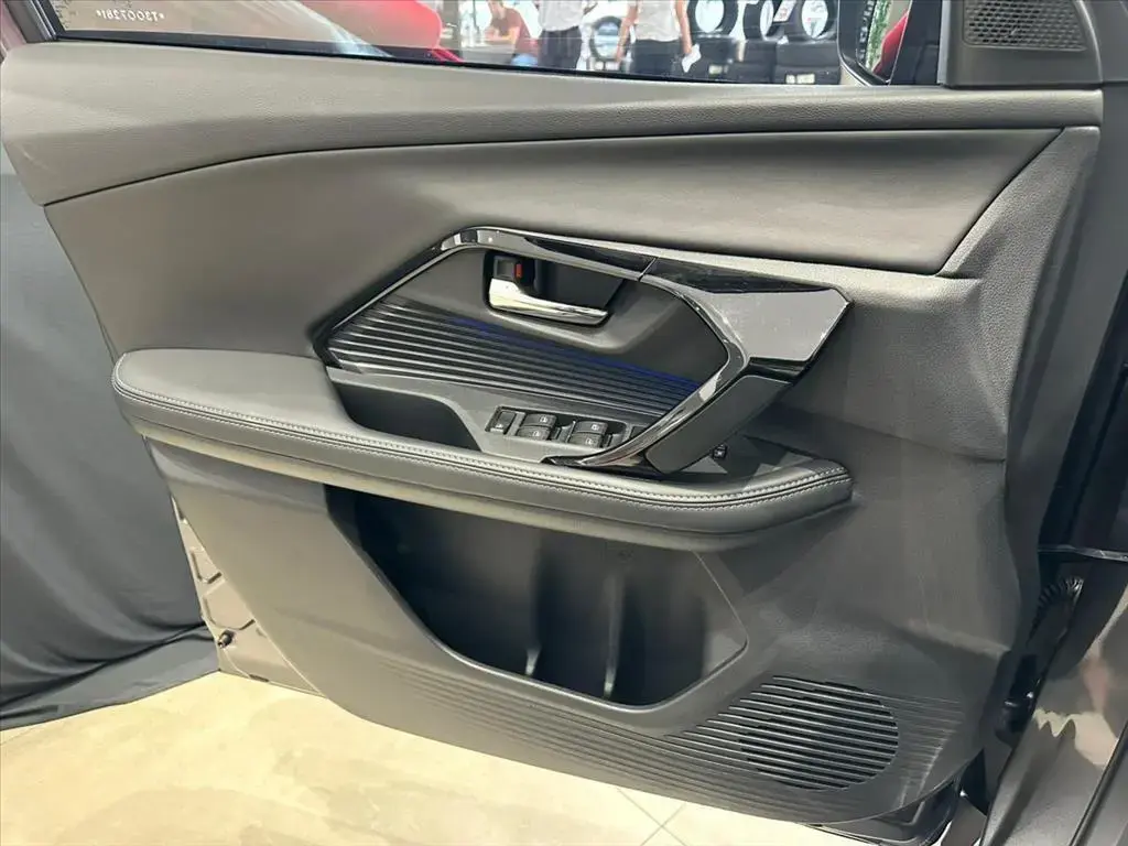 galeria YARIS CROSS