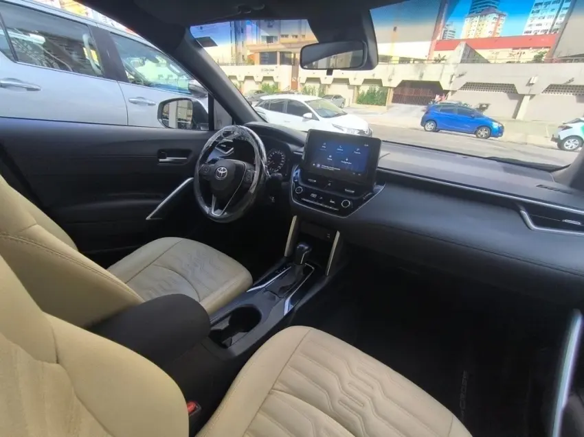 galeria COROLLA CROSS