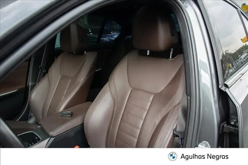galeria 320I