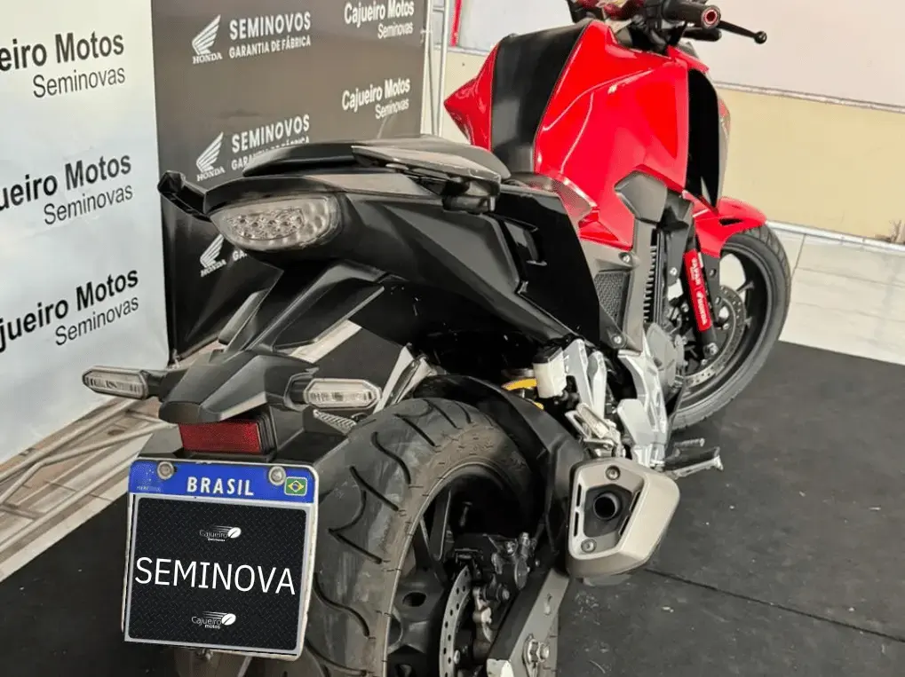 galeria Honda CB300F Twister Seminovas