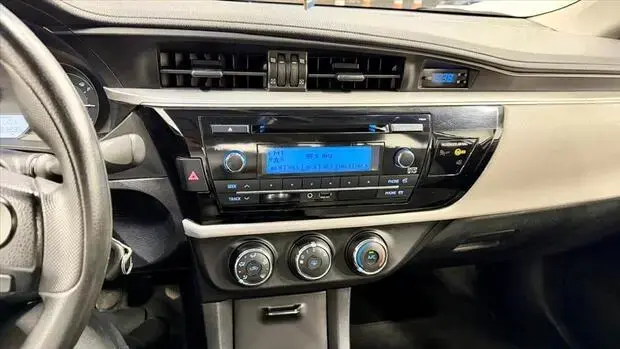 Toyota COROLLA 1.8 GLI 16V FLEX 4P MANUAL