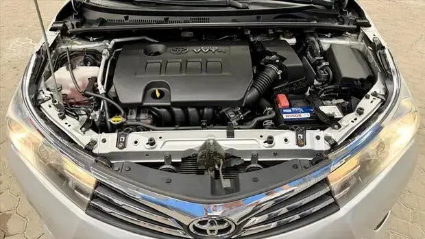 Toyota COROLLA 1.8 GLI 16V FLEX 4P MANUAL