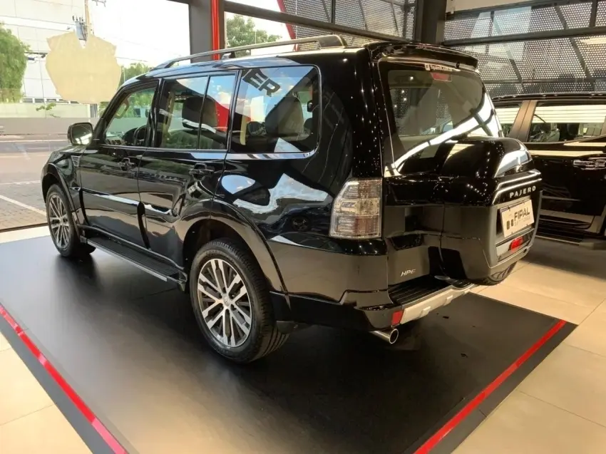 galeria PAJERO FULL
