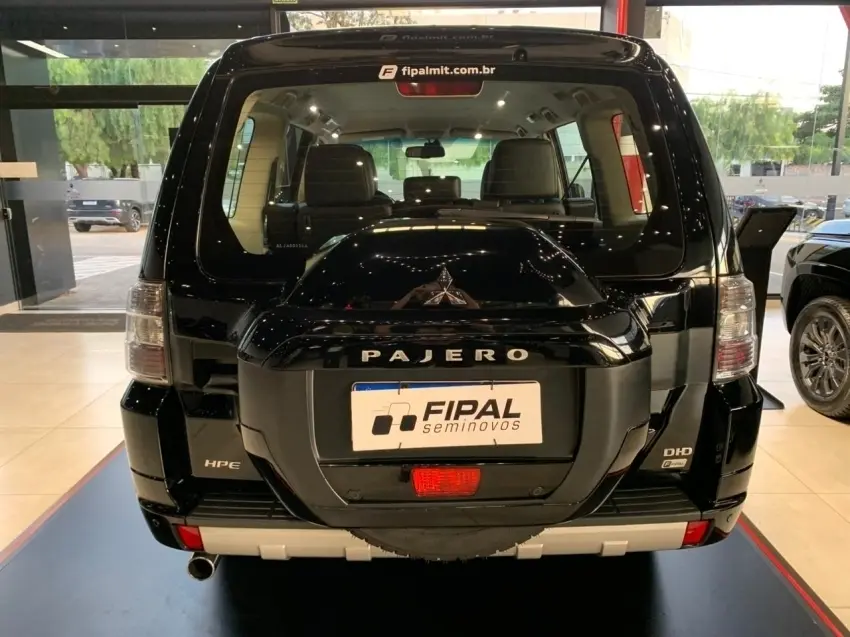 galeria PAJERO FULL