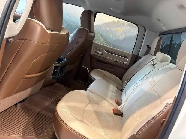 Ram 2500 6.7 I6 TURBO DIESEL LARAMIE CD 4X4 AUTOMÁTICO