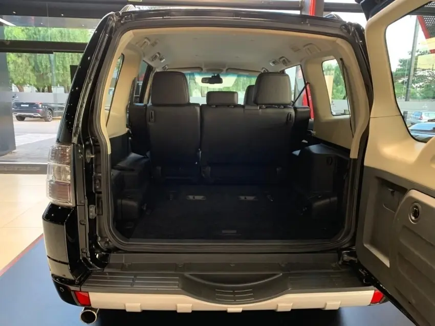 galeria PAJERO FULL