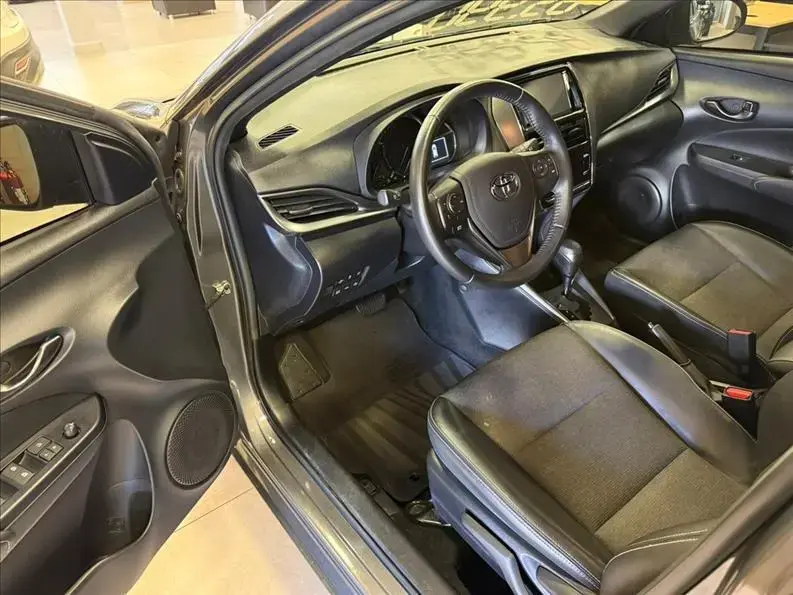 galeria YARIS