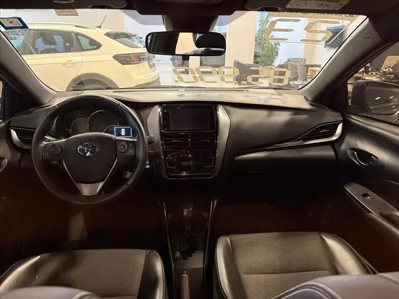 galeria YARIS