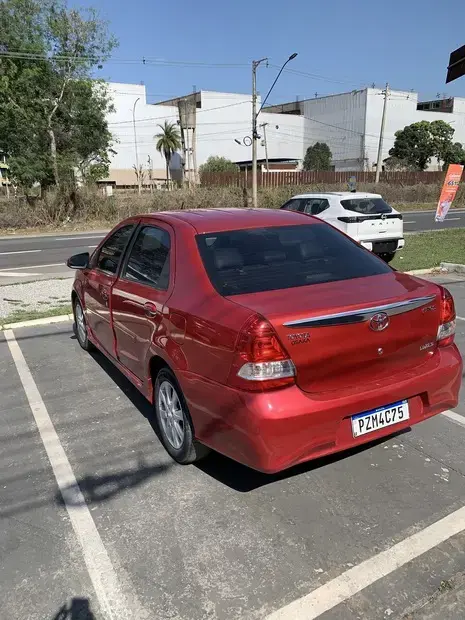 Toyota ETIOS 1.5 XLS SEDAN 16V FLEX 4P AUTOMÁTICO