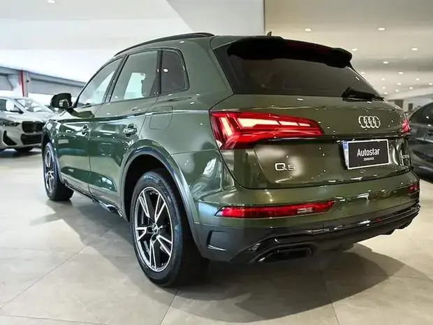 Audi Q5 Perf. Black 2.0 TFSIe S.Tr. Qt (Hib.)