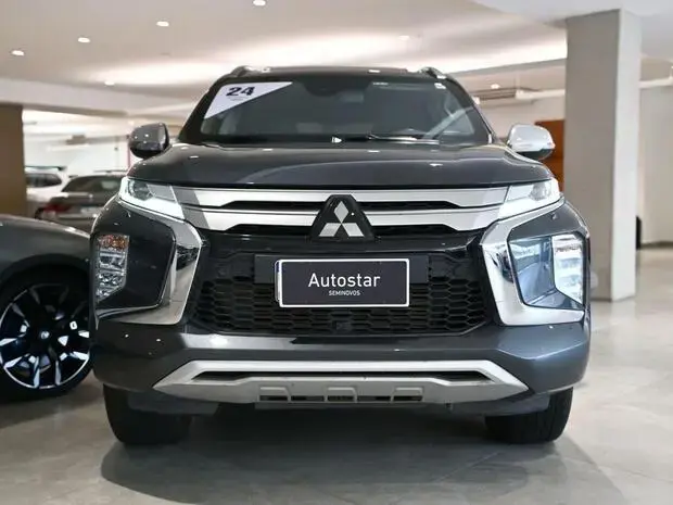 Mitsubishi Pajero Sport HPE-S 2.4
