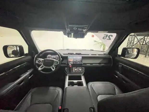 Land Rover Defender 110 X-DY HSE D350 AT (Híb.)