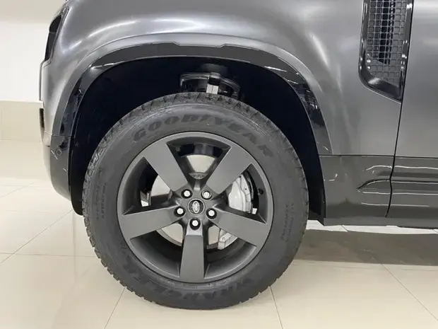 Land Rover Defender 110 X-DY HSE D350 AT (Híb.)