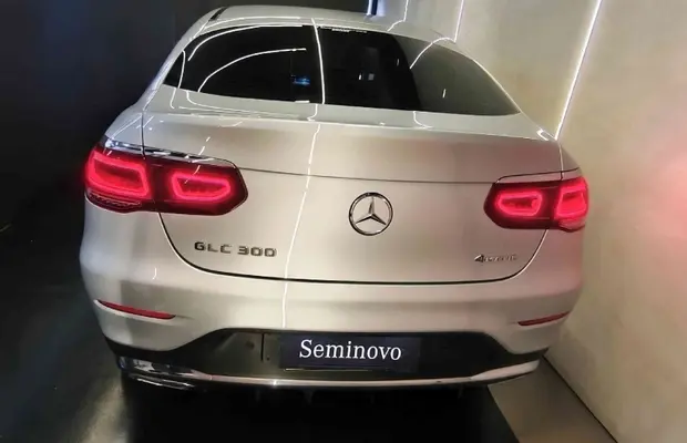 Mercedes Benz GLC 300 2.0 CGI GASOLINA COUPÉ 4MATIC 9G-TRONIC