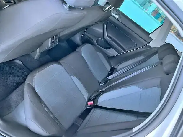 Volkswagen NIVUS 1.0 200 TSI TOTAL FLEX COMFORTLINE AUTOMÁTICO