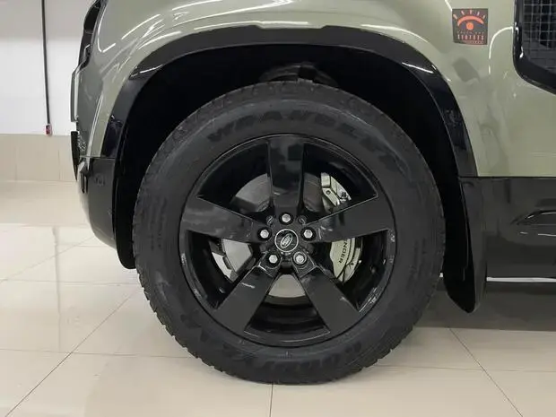 Land Rover Defender 90 X-DY HSE D350 AT (Híb.)
