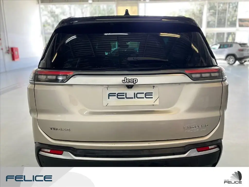 galeria COMMANDER