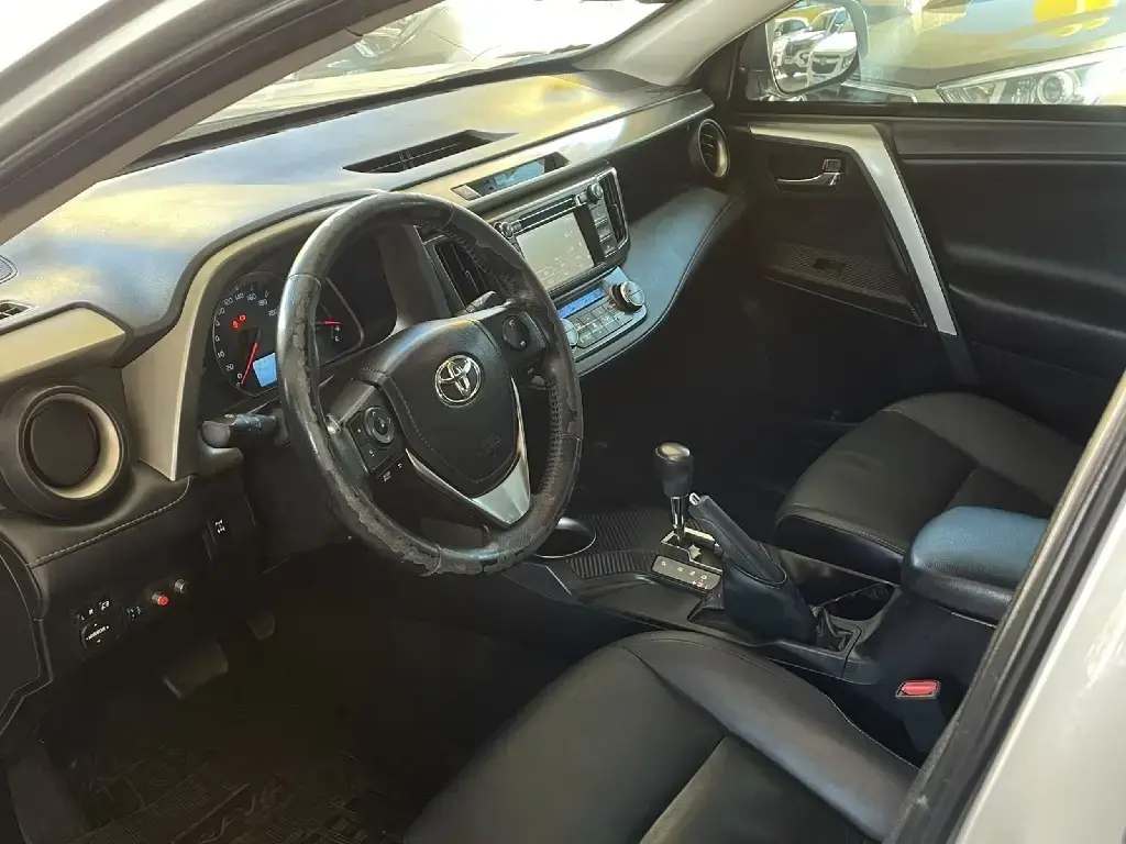 galeria RAV4