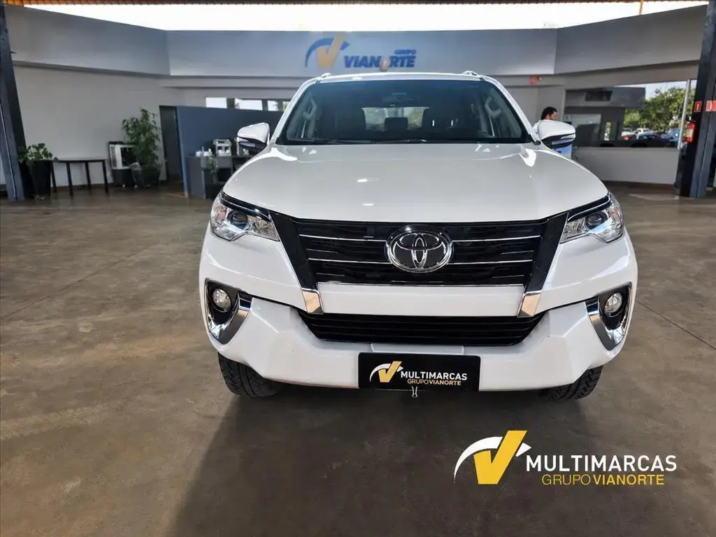 galeria HILUX