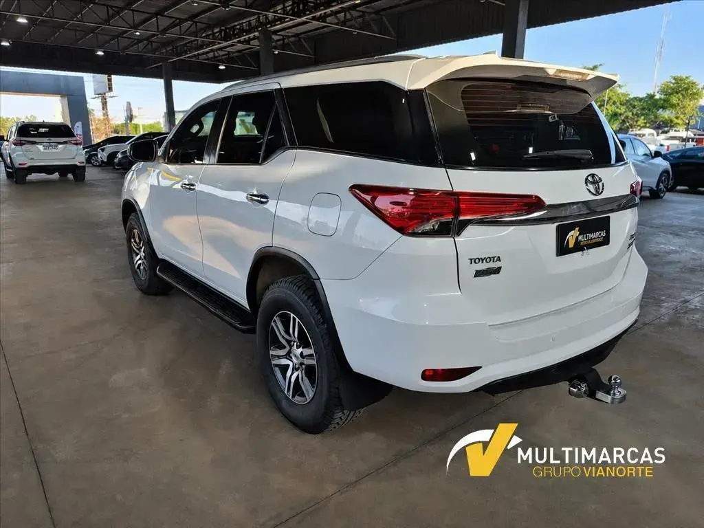 galeria HILUX