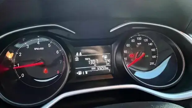 Chevrolet ONIX PLUS 1.0 FLEX LT MANUAL