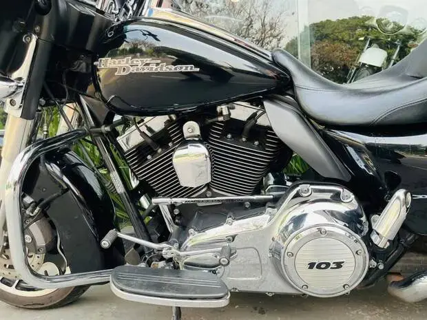 Harley Davidson Street Glide FLHX