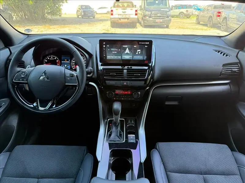 galeria ECLIPSE CROSS
