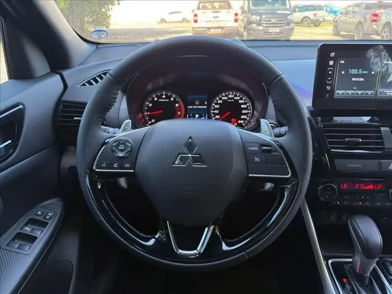 galeria ECLIPSE CROSS