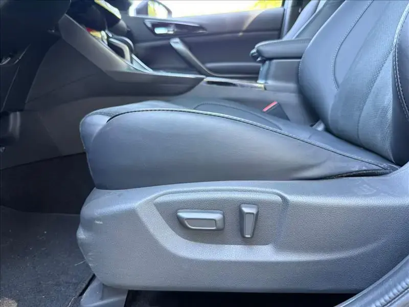 galeria ECLIPSE CROSS