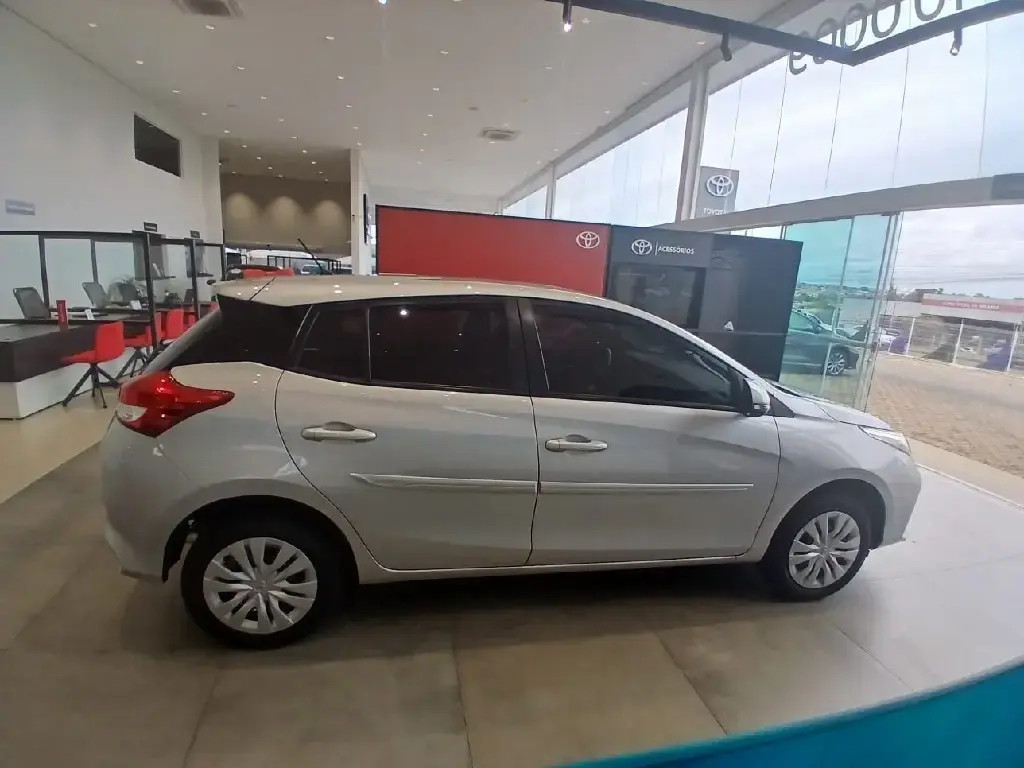 galeria YARIS