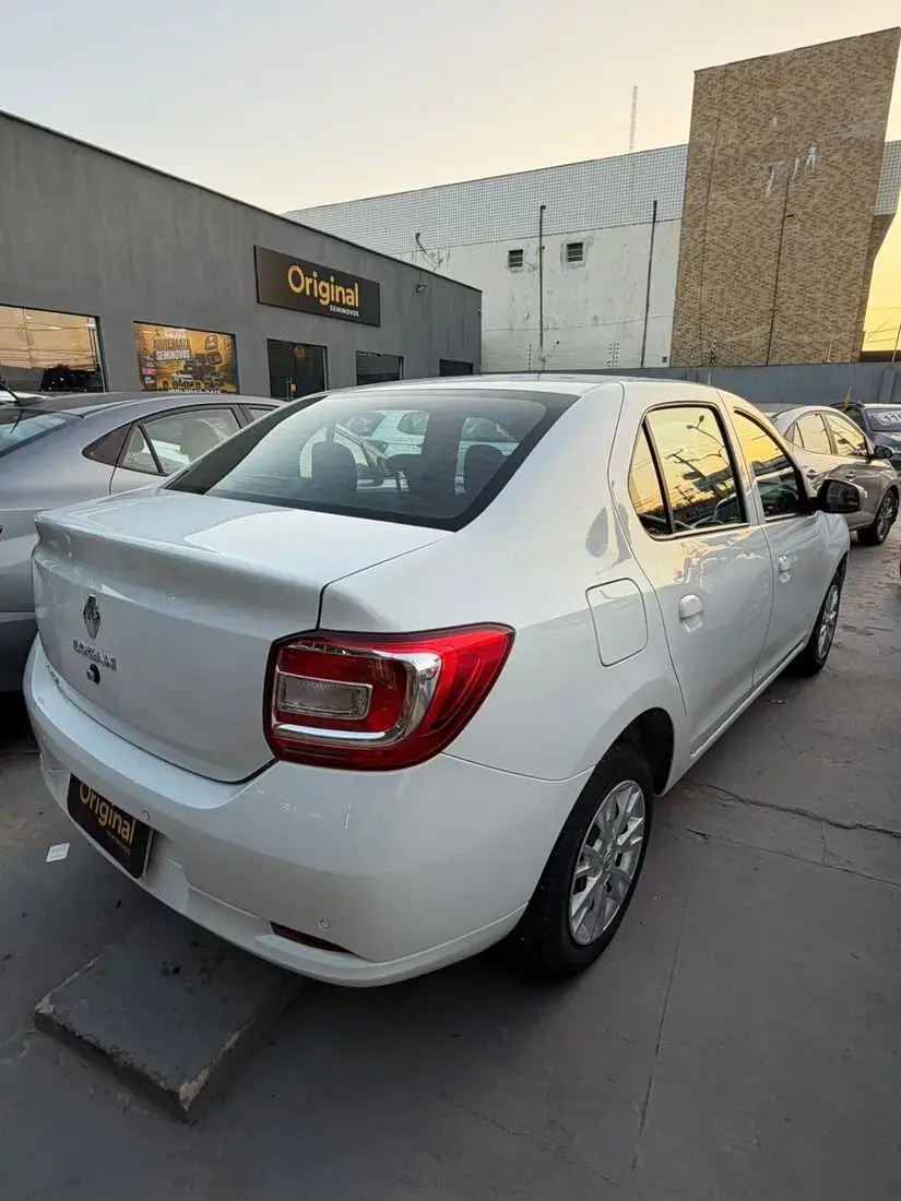 Renault Logan Zen 1.0 4203 6818581e 22bc 4a5c 8c9a 990db4d3c 95b - foto 3