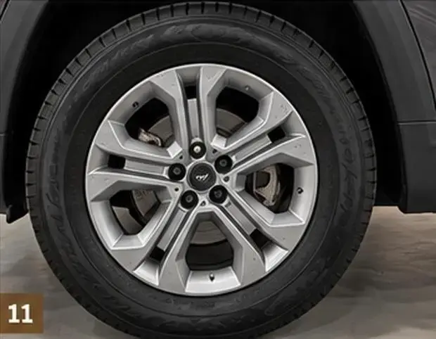 Jeep COMPASS 1.3 T270 TURBO FLEX LONGITUDE 80 ANOS AT6